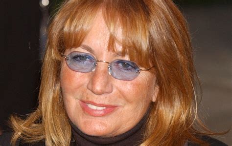 How about finding the lost husband? US actress and director Penny Marshall dies aged 75 - The ...