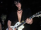 Izzy Stradlin’s Appetite-era ES-175D to go up for auction, starting at ...