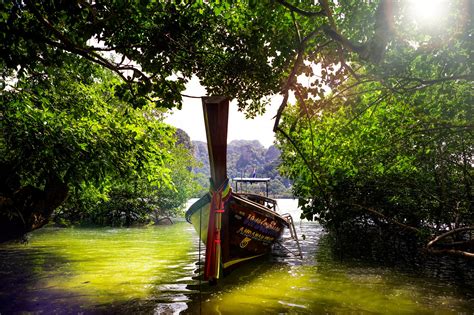 thailand,-dzhugnli,-water,-boat,-trees,-river,-tropical-wallpapers-hd