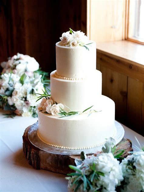 34 Buttercream Wedding Cake Tips And Decorating Ideas