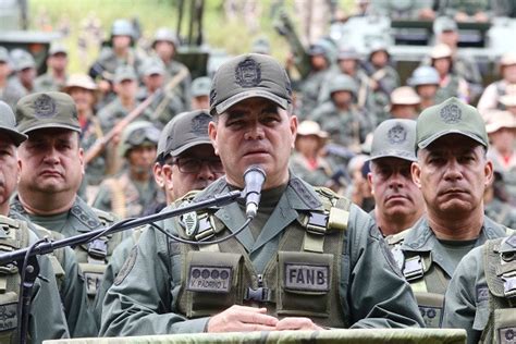 Maduro Renueva El Alto Mando Militar De Venezuela