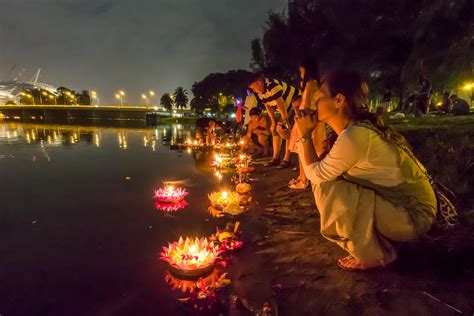 Thailands Loi Krathong Festival Of Lights And Lanterns