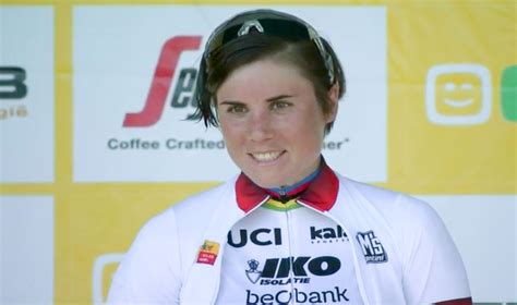 Sanne Cant Dominates a Crash-Heavy World Cup Waterloo - Full Results