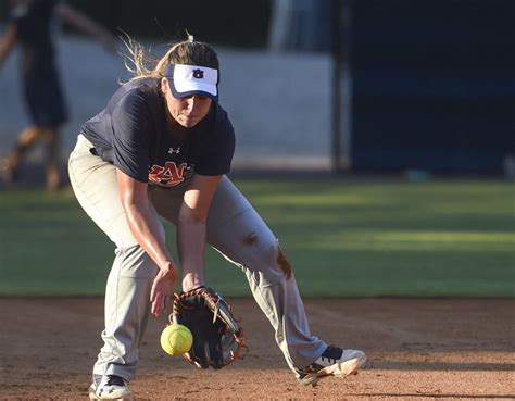 2 Injured Ailing Auburn Softball Infielders Expected To Be With Team