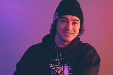 Today we're going to discuss an album, which i'd recommend to anyone who has problems with sleep just because of the fact that the current release can be characterized by increased levels of drowsiness. Joji delivers a new take on the traditional ballad on his ...