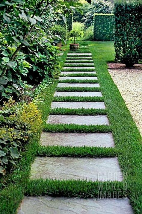 30 Newest Stepping Stone Pathway Ideas For Your Garden In 2020 Front