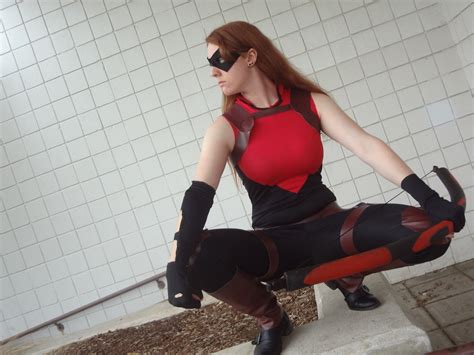 cosgeek rule 63 red arrow