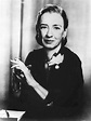Grace Hopper "The Queen Of Code" is Finally Getting Her Due | fascinately