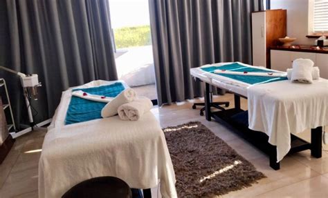 A 2 Hour Couples Pamper Package In Umhlanga Rocks Daddys Deals