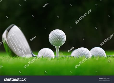 Golf Balls Golf Club On Green Foto De Stock 568736893 Shutterstock