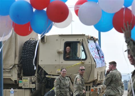 Valentines Day The Army Way For These Soldiers Love Is The Greatest Weapon Article The