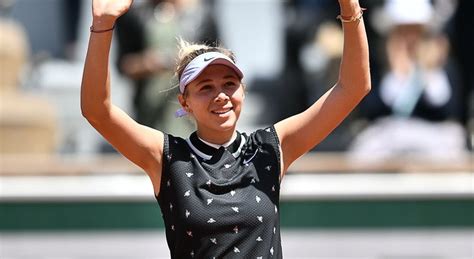 Roland Garros Halep Ko Anisimova In Semifinale