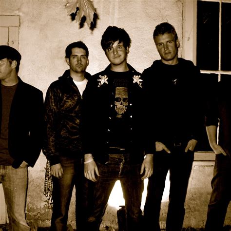 Green Flashing Light | Minneapolis MN