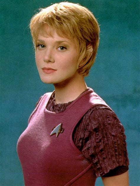 Full Details Of Jennifer Lien S Arrest Star Trek Voyager Actress Was Naked And Threatened