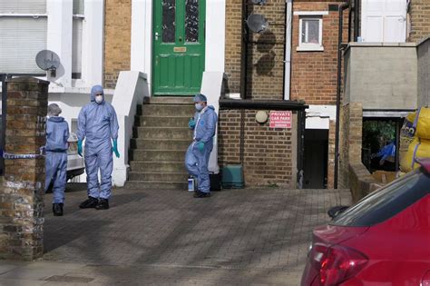 First Pictures Of Investigators On The Scene In Ealing Where Woman Was Found Dead Mylondon