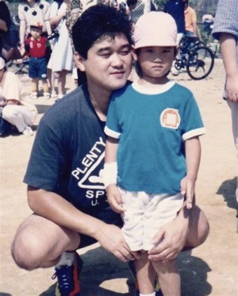 A Young Shohei Ohtani And His Father Rbaseball