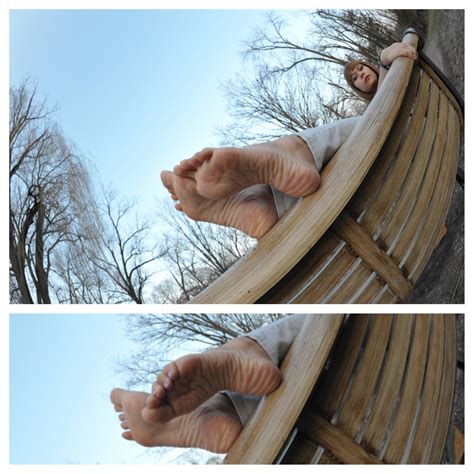 Hypnotic Footworkz On Twitter Goddess Arielle Showing Off Her Sexy Wrinkled Soles At The Park
