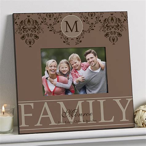 All your party guests receive fabulous picture frames as a thank you for attending your event! 11957 - Forever Family Personalized Photo Wall Frame