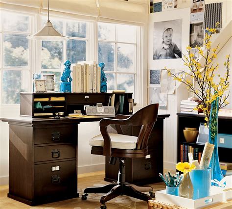 3 maximizing efficiency on a budget. Home Office and Studio Designs