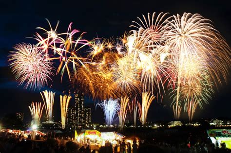 Tokyos Best Fireworks Shows Living Metropolis Japan