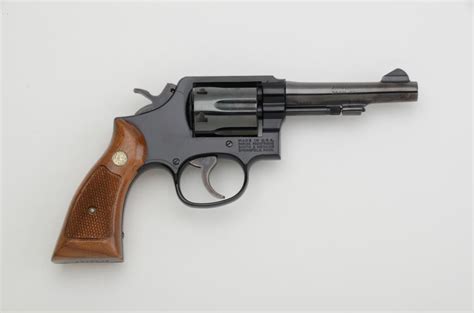 Smith And Wesson Model 12 2 Mandp Airweight Da Revolver 38 Special 4