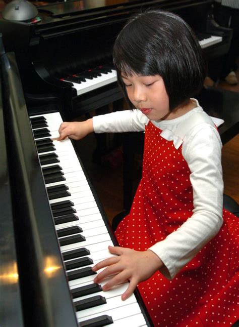 Young Southbury Pianist Hitting All The Right Notes Newstimes