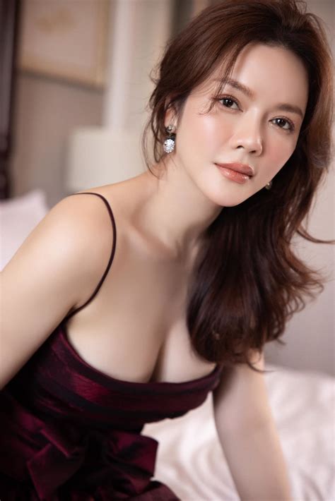 Đang Tranh Luận Về Ai Là Người đẹp Gái Nhất Việt Nam 2023