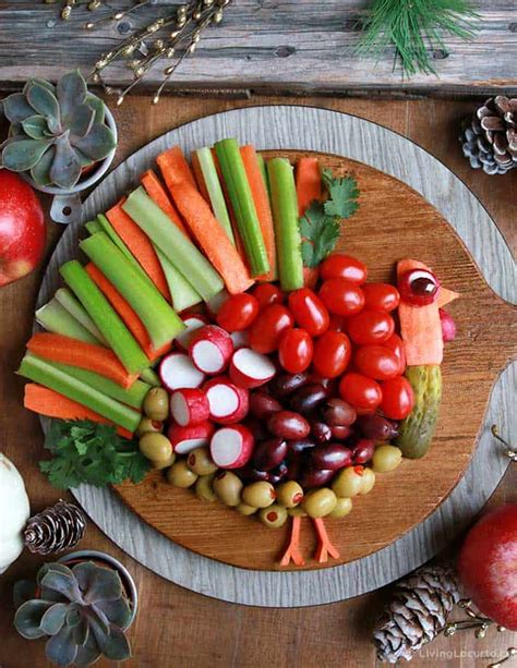 Turkey Vegetable Tray Fun Thanksgiving Veggie Snack Board