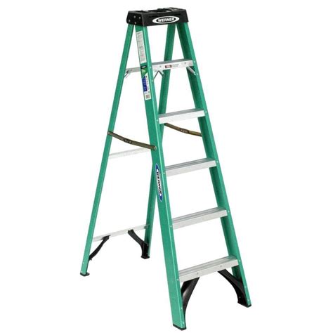 Werner 6 Ft Fiberglass Step Ladder With 225 Lb Load Capacity Type Ii