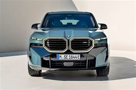 Bmw Xm Suv Details Revealed Sits Above The X7 Suv Autocar India