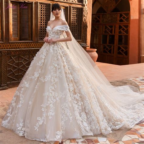 Ball Gown Wedding Dress With Cathedral Veil The Bride S Princess