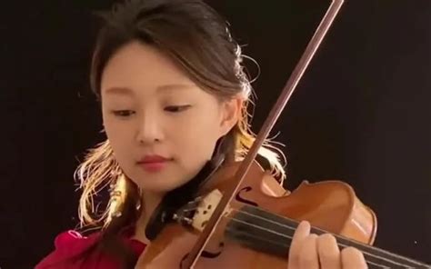 日本最优秀女小提琴家之一 西崎崇子演奏《梁祝》