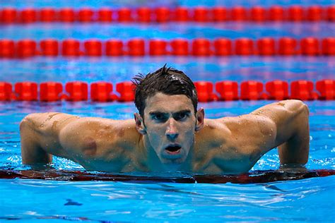 michael phelps breaks an ancient olympic record