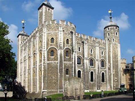 File Tower Of London White Tower Wikimedia Commons