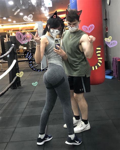 Wmaf Of Today White Guy And His Thicc Emo Korean Gf R Wmafs