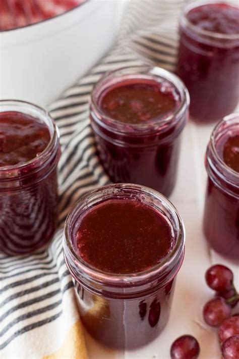 Easy Homemade Grape Jelly Recipe For Canning Or Freezing Jelly