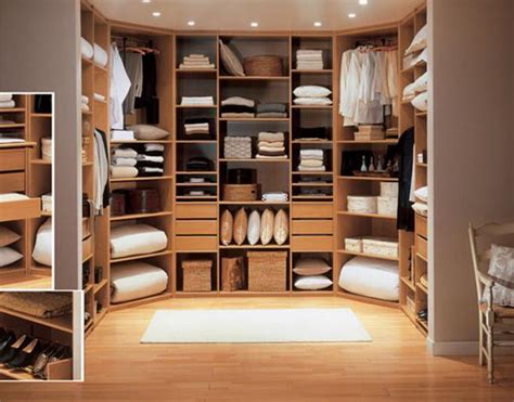Bedroom closet interior design kashzone info. 33 Walk In Closet Design Ideas to Find Solace in Master ...