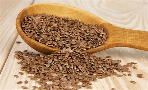 L'olio di semi di lino, come anche quello di cocco lo si può usare anche per la cura del corpo è infatti un ottimo ingrediente per nutrire la pelle, in particolare quella del. Contro raffreddamento e tosse: semi di lino a "polentina ...