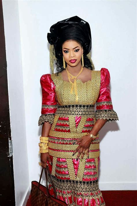 Pin By Merry Loum On Sénégalaise African Fashion African Attire African Fashion Dresses