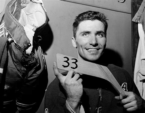 Andy Bathgate Hockey Hall Of Famer Dies At 83 The Washington Post