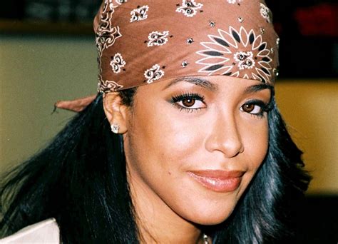 Randb Fans Mac Is Launching An Aaliyah Makeup Collection In June