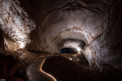 Pictures Show Full Majesty Of Giant Cave In Austria Only Discovered A