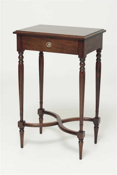 Sheraton Side Table Laurel Crown Furniture
