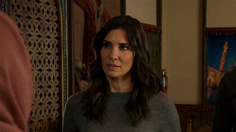 Ncis La Star Daniela Ruah Shares Emotional Tribute To Co Stars As Show