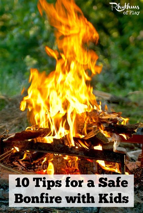 How To Build A Campfire And Keep Everyone Safe On Bonfire Night