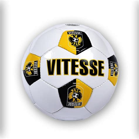 English words for vitesse include speed, rate, velocity, pace, swiftness, quickness, tilt, lick and expedition. Vitesse - Product details Voetbal Vitesse Arnhem Wit