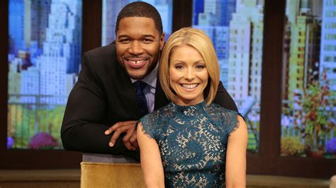 Michael Strahan Bids Bittersweet Farewell To Live And Co Host
