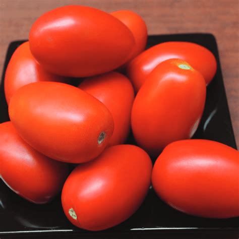 50 Giant Italian Plum Tomato Seeds - Welldales