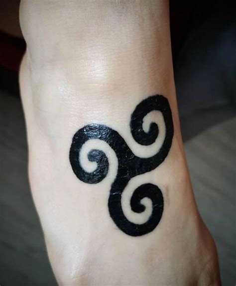 30 Pretty Triskelion Tattoos You Will Love Style Vp Page 19