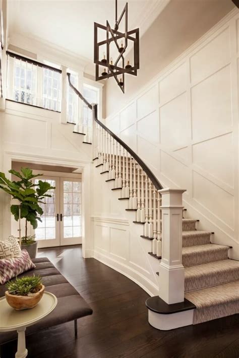33 Gorgeous Foyers With Wainscoting